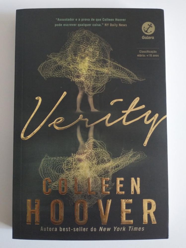 capa do livro verity da colleen hoover. 